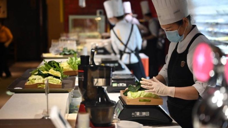 根据市场调查，目前我国预制菜冷链运输价格大致如下：