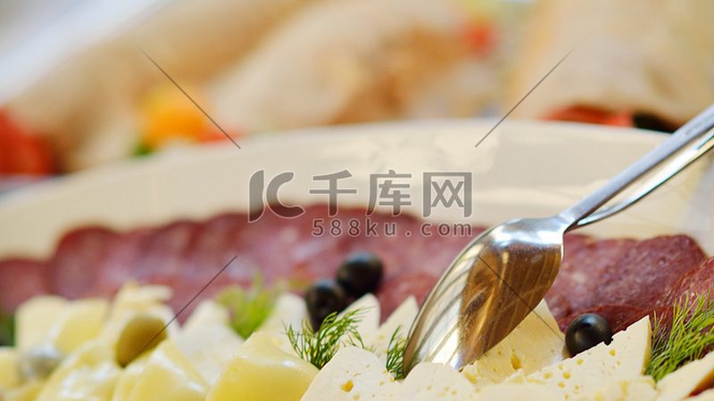 食品代加工：揭秘其利润空间与行业趋势**